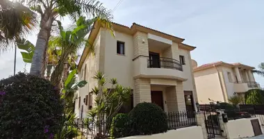 Haus 4 Schlafzimmer in Limassol, Zypern