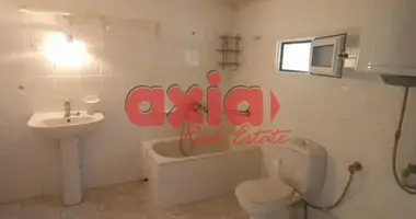 House with 
Bedrooms in Elaiochori, Greece