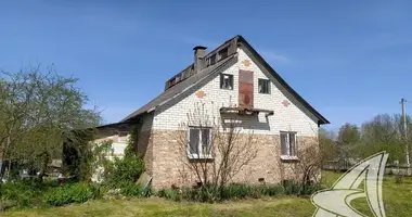 Maison dans Vielikarycki siel ski Saviet, Biélorussie