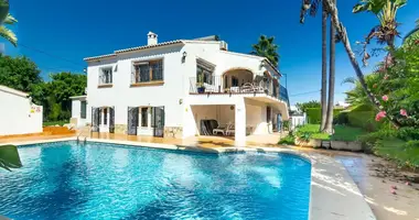 Villa 7 bedrooms in Izhevsk, Russia