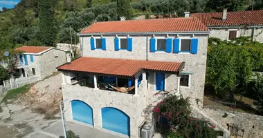 Villa 5 bedrooms with Furnitured, with Air conditioner, with Sea view in Rijeka-Rezevici, Montenegro