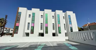Reihenhaus 3 Zimmer mit Doppelt verglaste Fenster, mit Balkon, mit Klimaanlage in Gemeinde Germasogeia, Cyprus