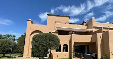 Apartamento 3 habitaciones en Estepona, Španjolska