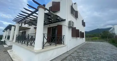 Villa 3 chambres avec Balcon, avec Climatiseur, avec parkovka dans Akanthou, Chypre du Nord