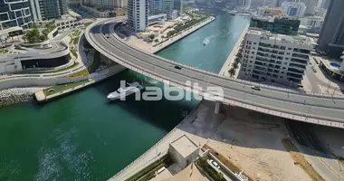 Apartamento 3 habitaciones en Sarja, Emiratos Árabes Unidos