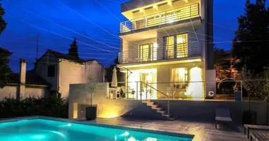 Villa 5 bedrooms in Rovinj, Croatia