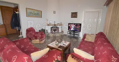 Дом 6 комнат в Loutraki Perachora Agioi Theodoroi Municipality, Греция