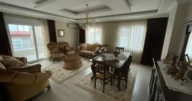 Doppelhaus 7 Zimmer in Alanya, Türkei