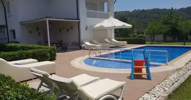 Villa 6 rooms with parking, with Swimming pool, with Меблированная in Alanya, Turkey