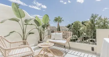 Penthouse 4 pokoi w Marbella, Hiszpania