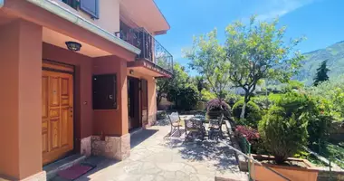 Casa 3 habitaciones en Municipio de Kotor, Montenegro
