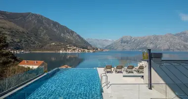 Penthouse in Dobrota, Montenegro