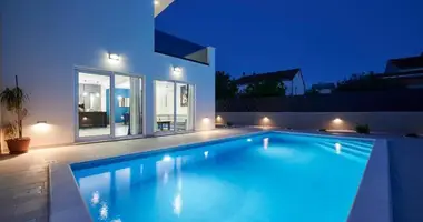 Villa 4 chambres dans Grad Kastela, Croatie