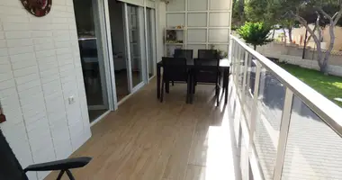 Wohnung 4 zimmer in Alicante, Spanien