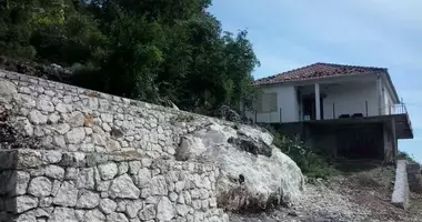 Haus 3 Schlafzimmer in Golubovci City Municipality, Montenegro
