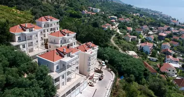 Apartamento 2 habitaciones en denovici, Montenegro