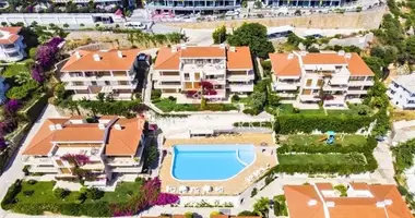 Villa 3 habitaciones con vista al mar, con la piscina, con parque infantil en Alanya, Turquía