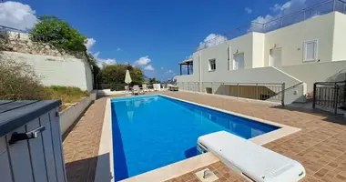 2 bedroom house in Plaka, Greece