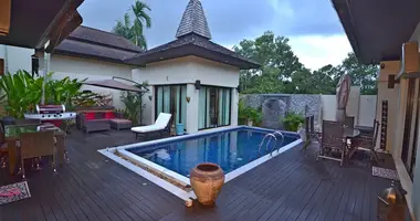 Villa 3 chambres avec Fenêtres double vitrage, avec Meublesd, avec Climatiseur dans Phuket, Thaïlande