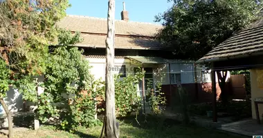 2 room house in Kunmadaras, Hungary