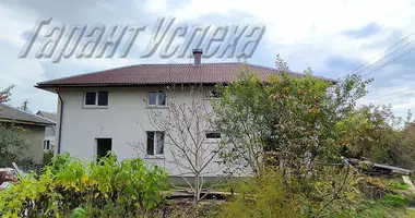 Maison dans Kamianica Zyravieckaja, Biélorussie