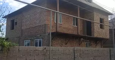 Дом в Узбекистан