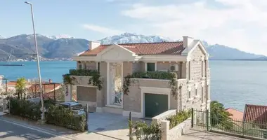 Villa 5 bedrooms with parking, with Sea view, with wi-fi in Bijela, Montenegro