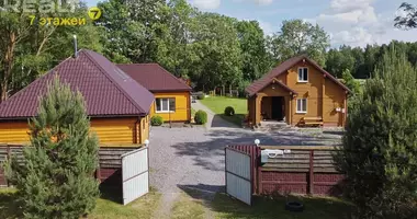 Dom wolnostojący w Nieharelski sielski Saviet, Białoruś
