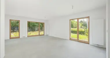 Appartement 4 chambres dans Varsovie, Pologne