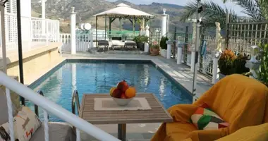 Haus 3 Schlafzimmer in Peyia, Zypern