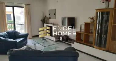 Apartamento 5 habitaciones en Swieqi, Malta