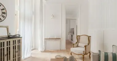 Wohnung 3 zimmer in Warschau, Polen