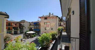 Mieszkanie 3 pokoi w Verbania, Włochy