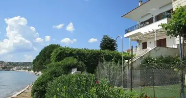 3 bedroom apartment in Petalidi, Greece