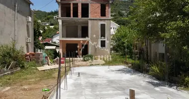 Mieszkanie 2 pokoi w Tivat, Czarnogóra