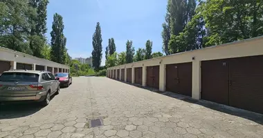 Коммерческое помещение 17 м² в Варшава, Польша