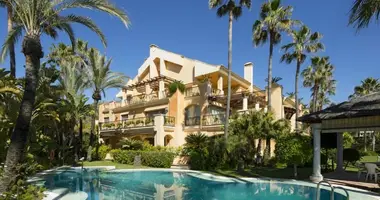 Wohnung 3 Schlafzimmer in Marbella, Spanien