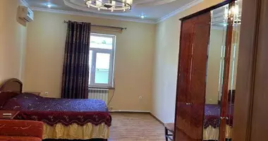 Дом 3 комнаты с мебелью, с кондиционером, с С ремонтом в Ташкент, Узбекистан