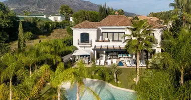 Villa 8 bedrooms in Marbella, Spain