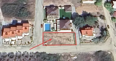 Plot of land in Nea Peramos, Greece