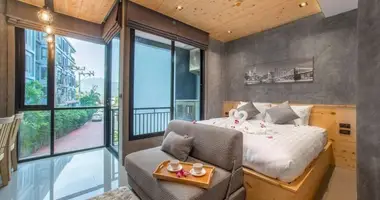 Condo 1 chambre avec Meublesd, avec Climatiseur, avec parkovka dans Province de Phuket, Thaïlande
