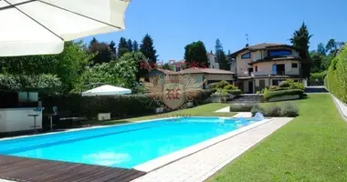 Villa 2 bedrooms in Angera, Italy