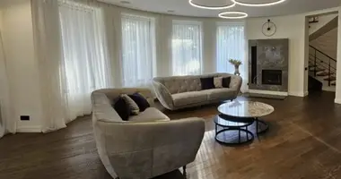 Дом 10 комнат в Юрмала, Латвия