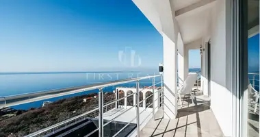 Вилла 5 комнат  с балконом, с мебелью, с кондиционером в Rijeka-Rezevici, Черногория