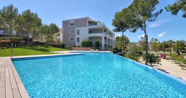 3 bedroom apartment in Santa Ponsa, Spain