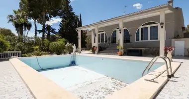 4 bedroom house in Torrevieja, Spain