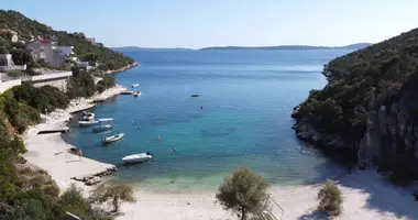 Terrain dans Opcina Marina, Croatie