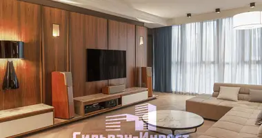 Apartamento 3 habitaciones en Minsk, Bielorrusia