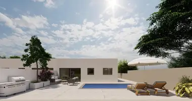 3 bedroom house in Pervolia, Cyprus