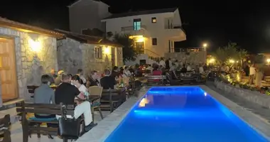 Hotel 550 m² en Montenegro